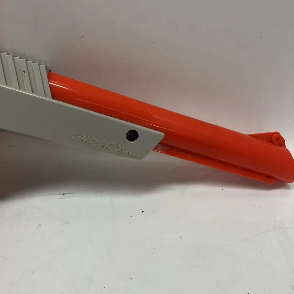 OEM Nintendo Orange NES Zapper Light Gun Duck Hunt Controller NES-005